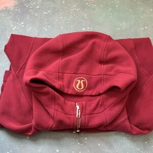 Lululemon Scuba mulled wine full gold zip